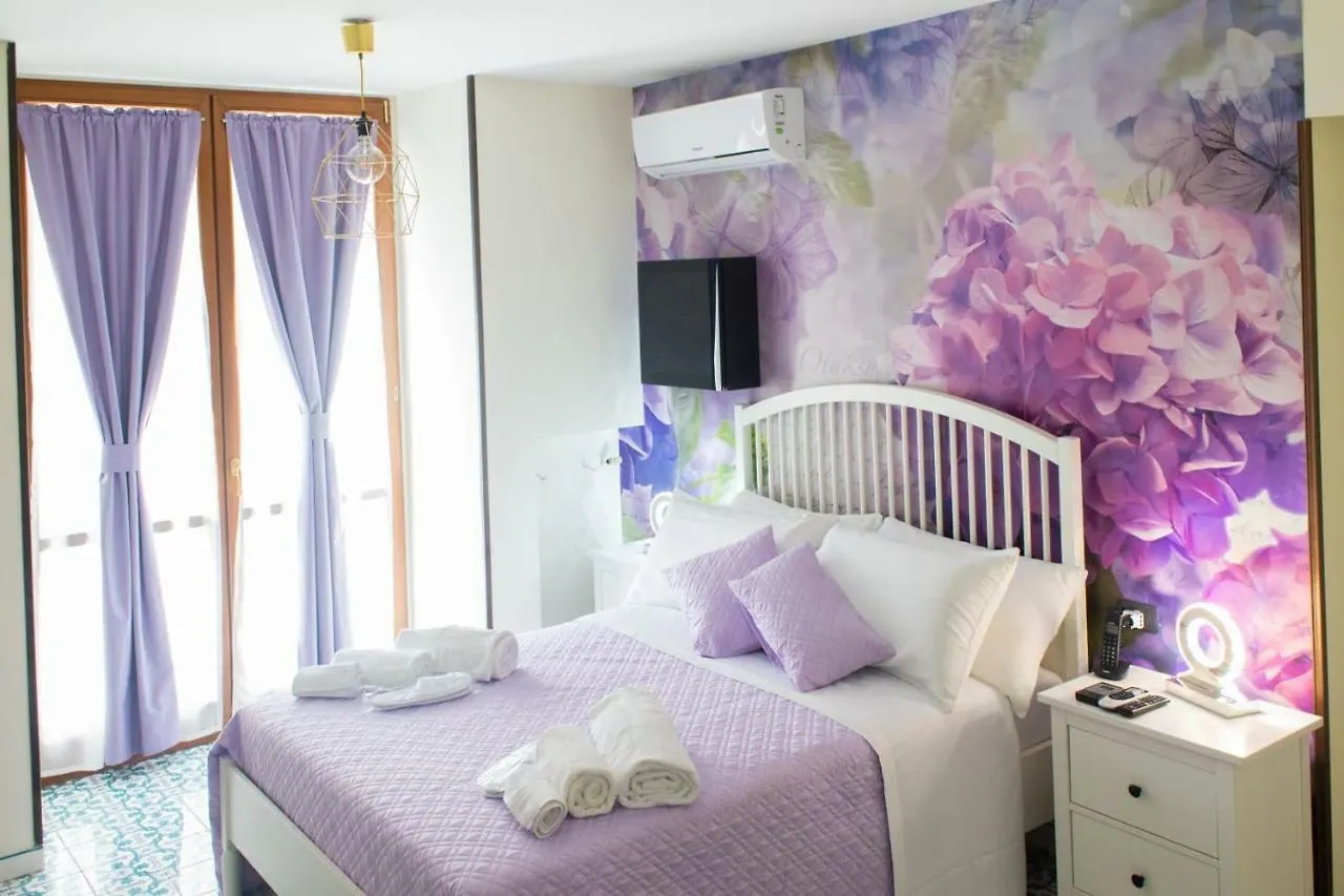 Hotel Bed Boutique Napoli Colors 4*, Naples Italie